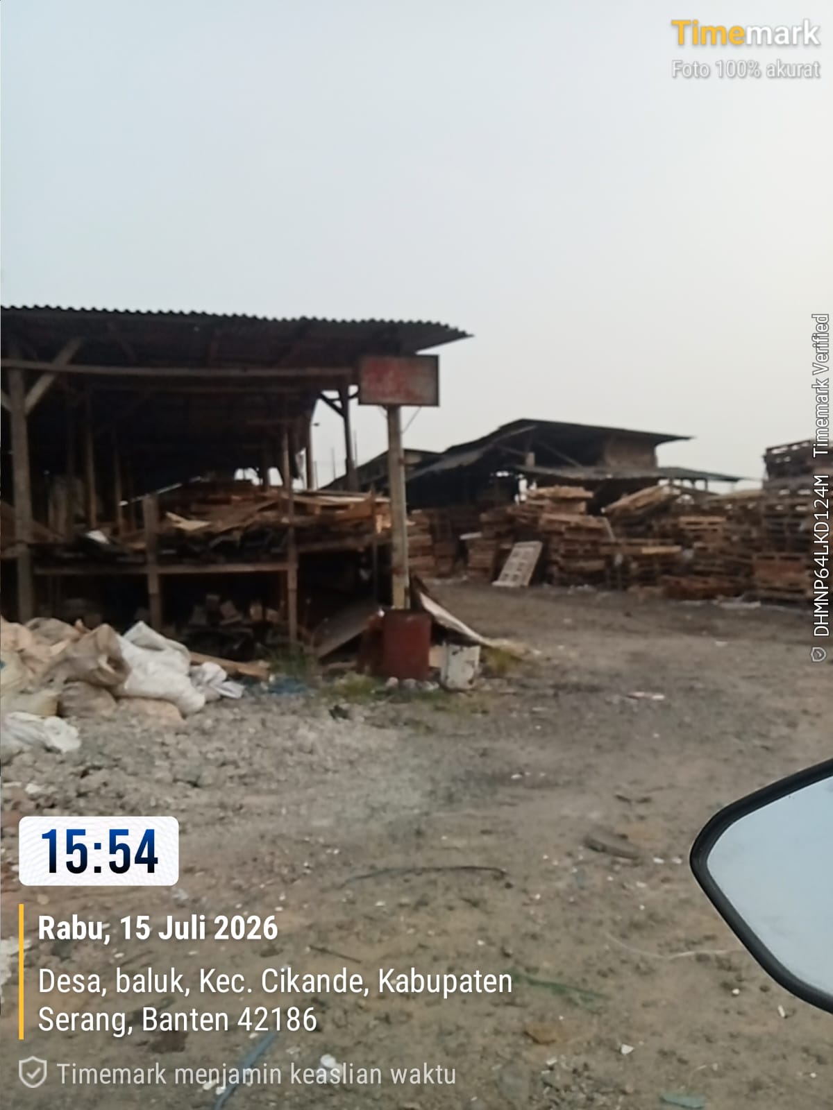 Warga Keluhkan Dugaan Aktivitas Pengelolaan Limbah di Dekat SDN Baluk, Minta Pemerintah Turun Tangan
