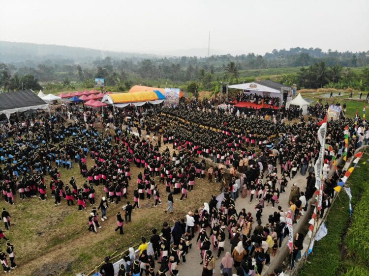Festival Ciomas Ngabring 2026 Meriah, Lebih dari 3.500 Warga Tampilkan Tari Silat Kolosal